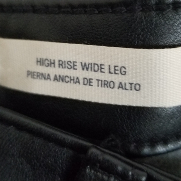 NWT Universal Thread Black Faux Leather High Rise Wide Leg Pants Size 8 - Picture 6 of 9